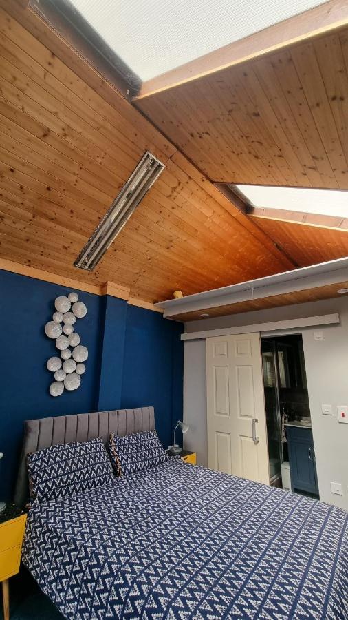 Glebe House, Private Entrance, Free Parking On Drive, Self Check In, Netflix Bed & Breakfast Ashford  Dış mekan fotoğraf